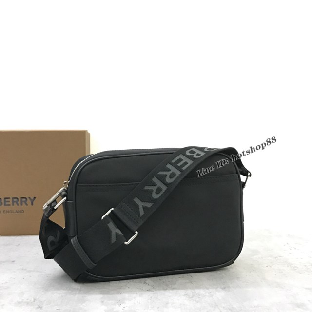 Burberry專櫃新款男女斜背包 巴寶莉品牌徽標印花相機包 yxb1159